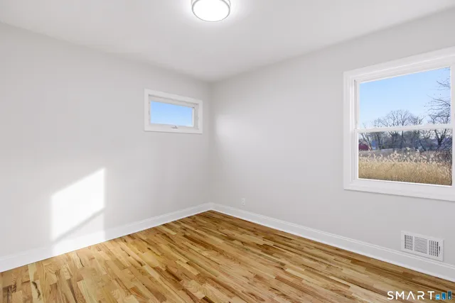 $514,900 | 42 Cindy Circle, Milford, CT 06460