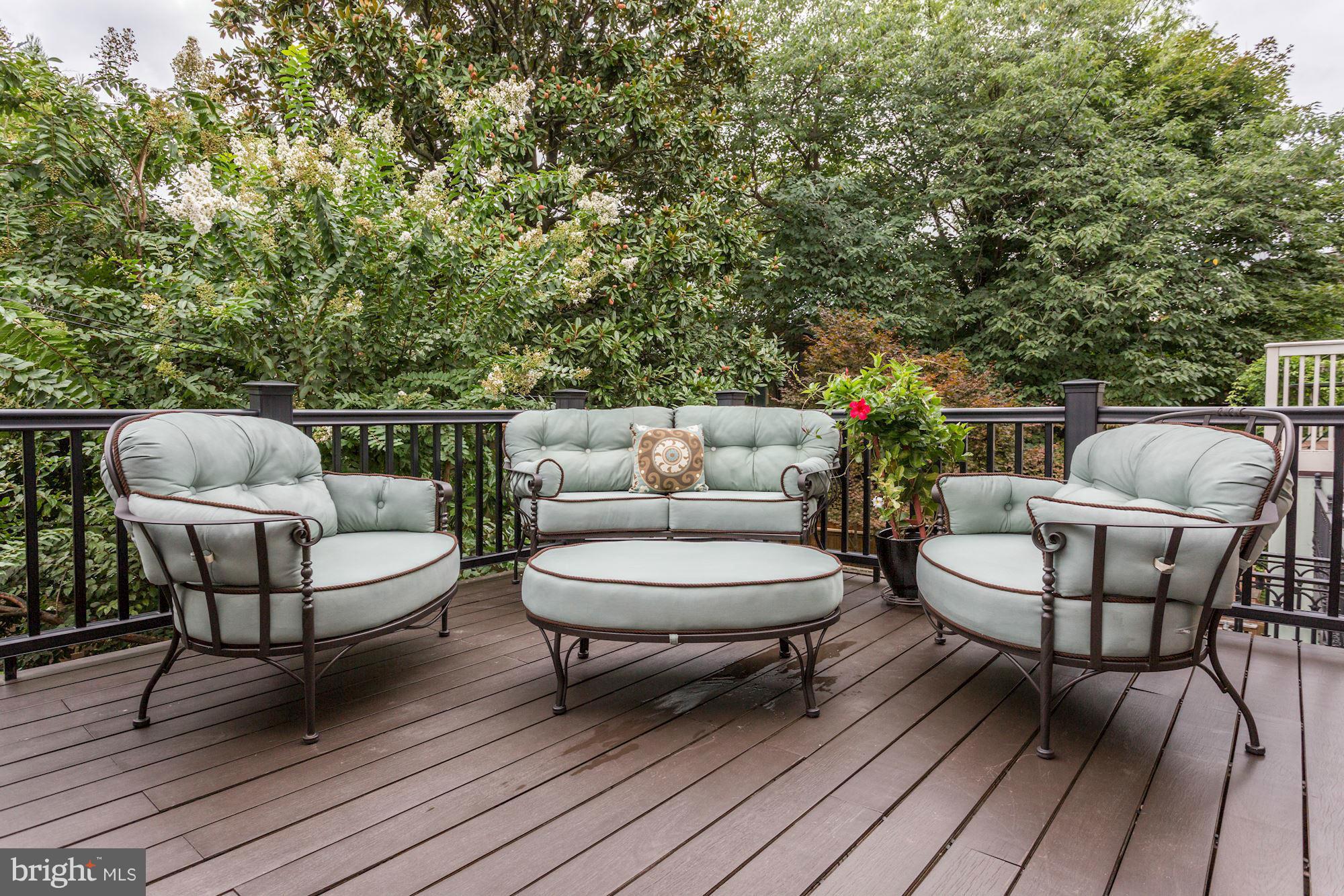 3318 Volta Place Northwest, Unit 2 Washington, DC 20007 - Photo 28 of 30 a outdoor living space with furniture