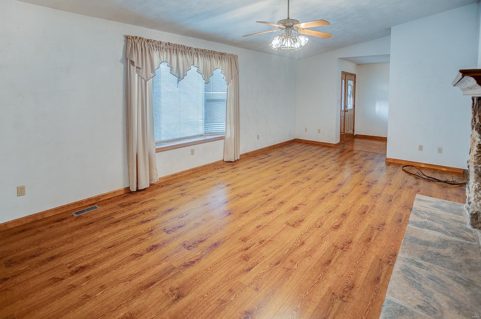 3380 Washington County Line Road Marissa, IL 62257 - Photo 4 of 58