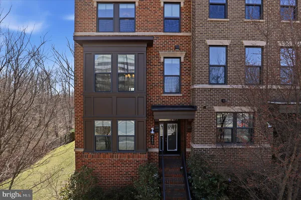 $4,300 | 9298 Wild Black Cherry Court, Fairfax, VA 22031