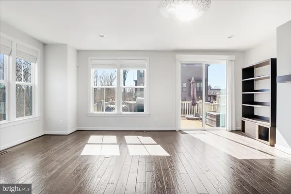 $4,300 | 9298 Wild Black Cherry Court, Fairfax, VA 22031