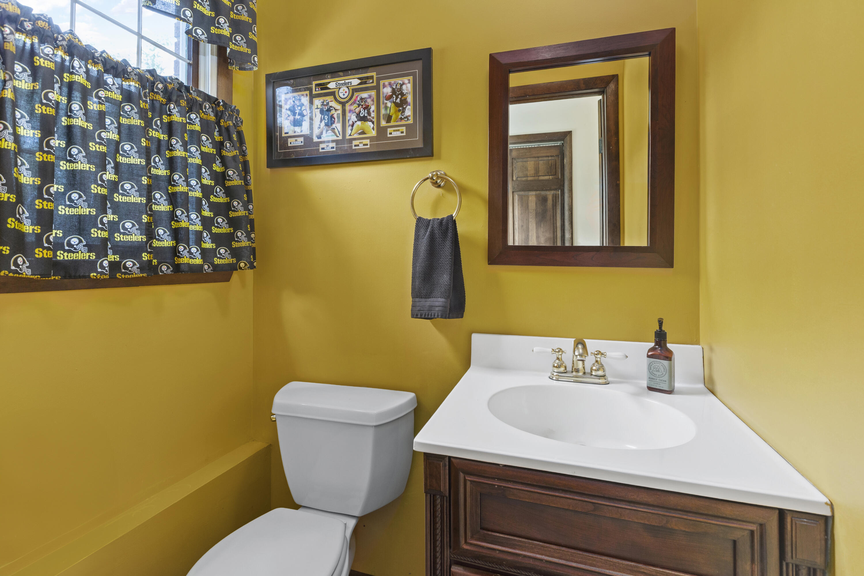 328 East Tratebas Road Valparaiso, IN 46383 - Photo 17 of 48 3000x2000