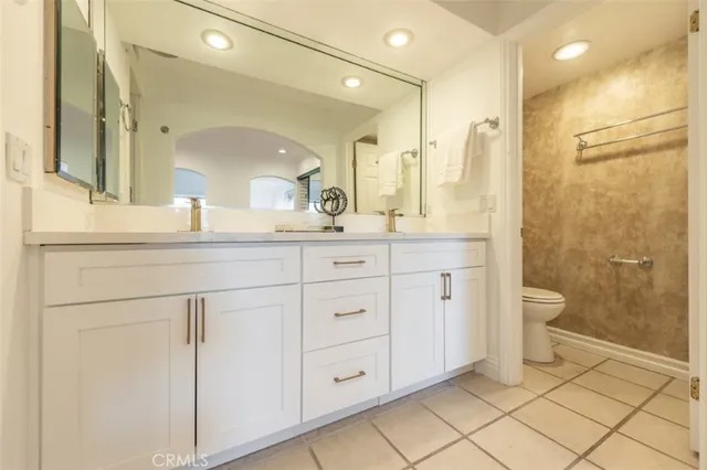 $7,900 | 2 Flores, Irvine, CA 92612