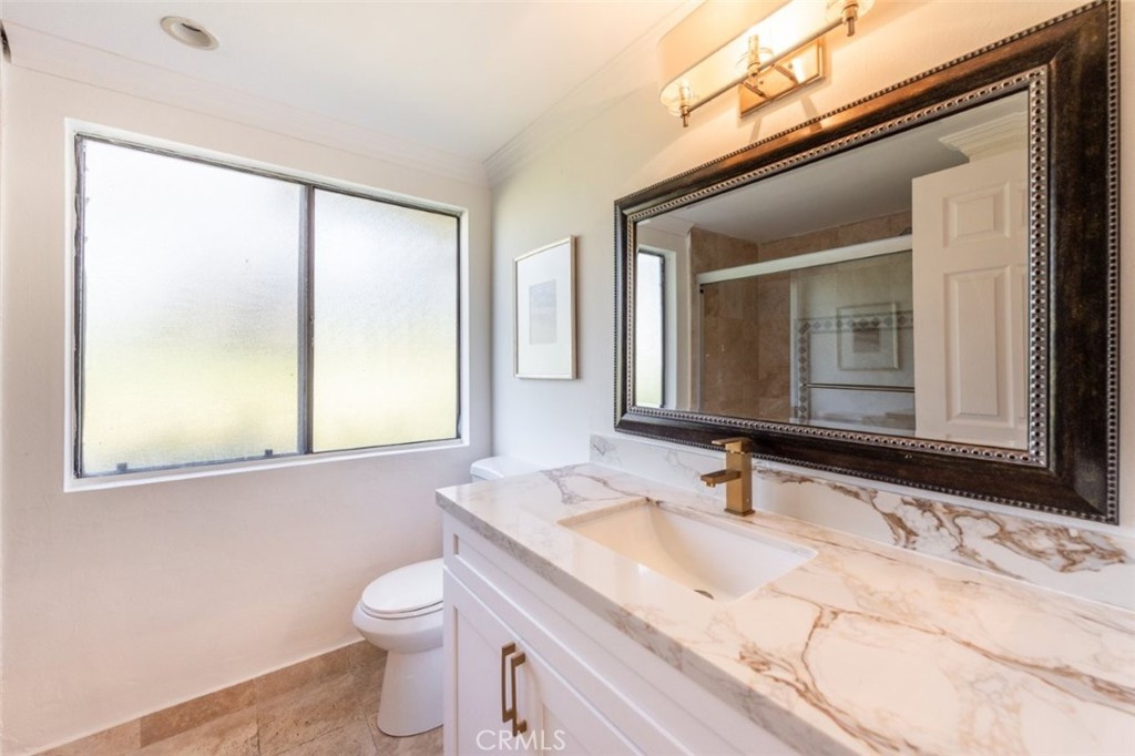 2 Flores Irvine, CA 92612 - Photo 22 of 36