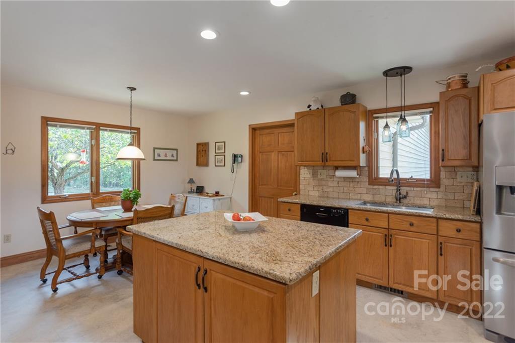 93 Slick Rock Road Brevard, NC 28712 - Photo 21 of 46 Gallery Image 21