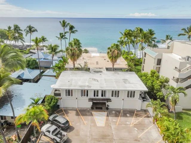 $599,000 | 75-6124 Alii Drive, Unit 208, Kailua-Kona, HI 96740