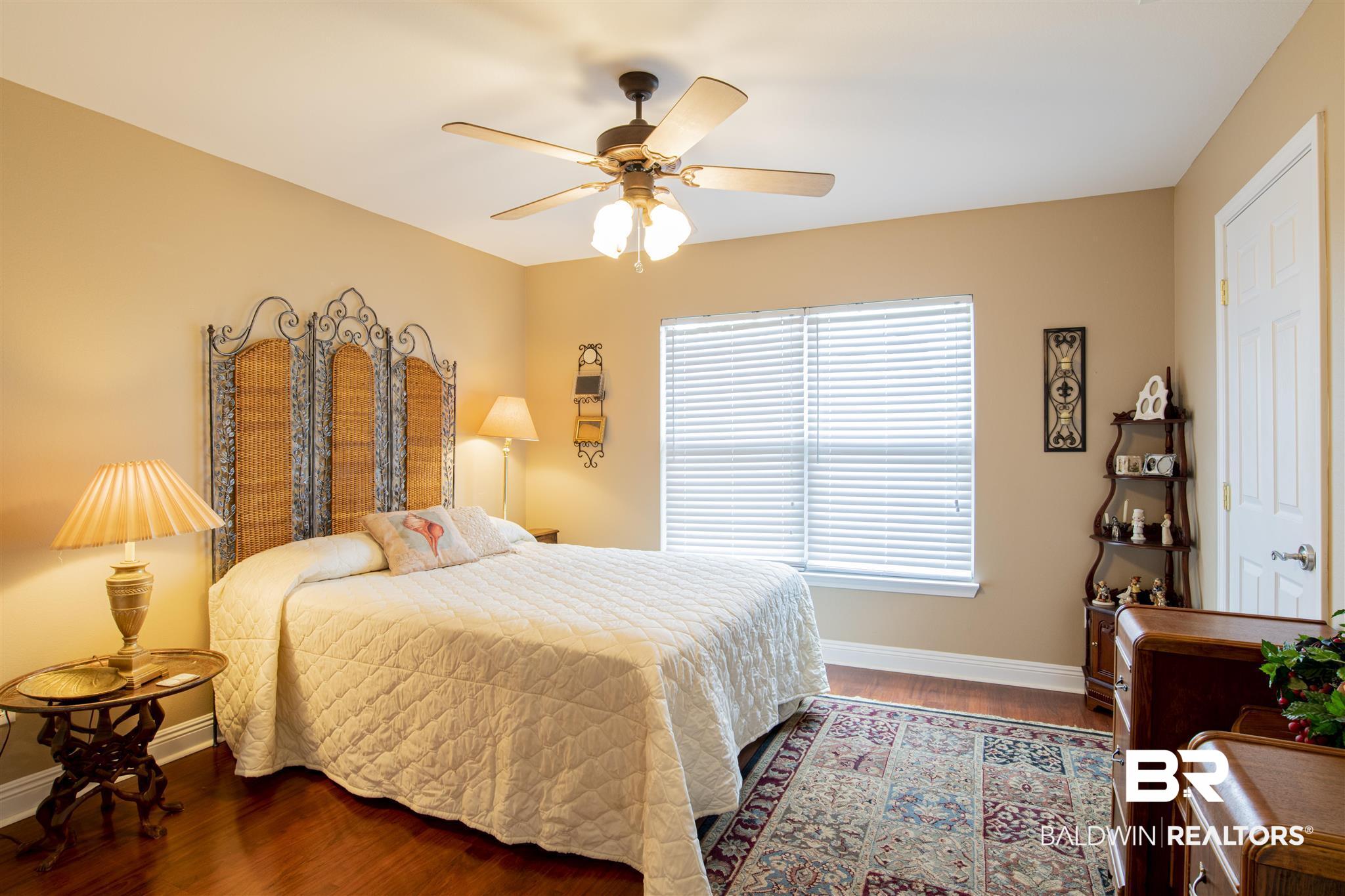 329 West Fort Morgan Road Gulf Shores, AL 36542 - Photo 9 of 26 Guest Room