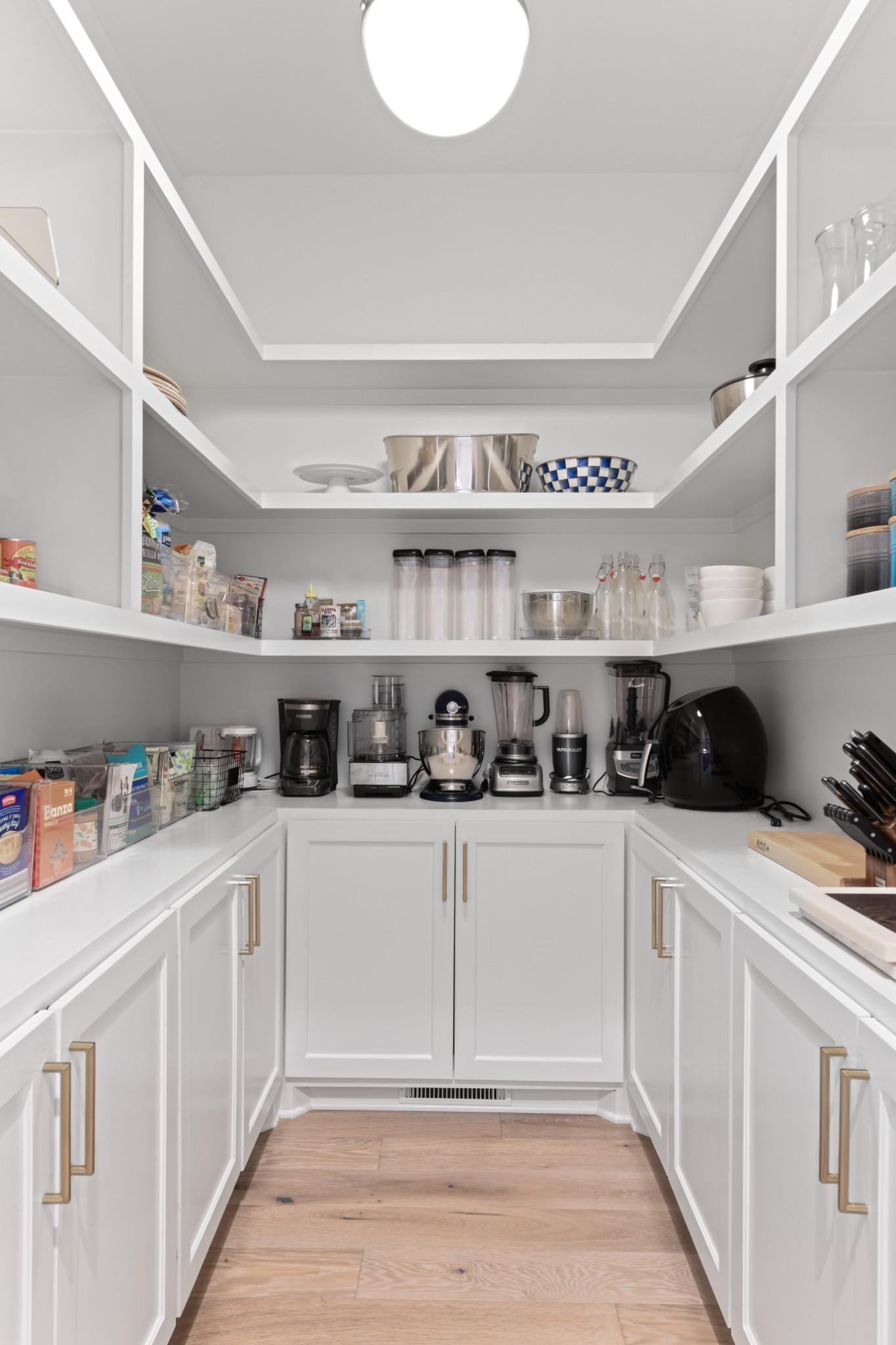 2847 Sugar Tree Road Nashville, TN 37215 - Photo 18 of 52 a kitchen with stainless steel appliances granite countertop a lot of cabinets