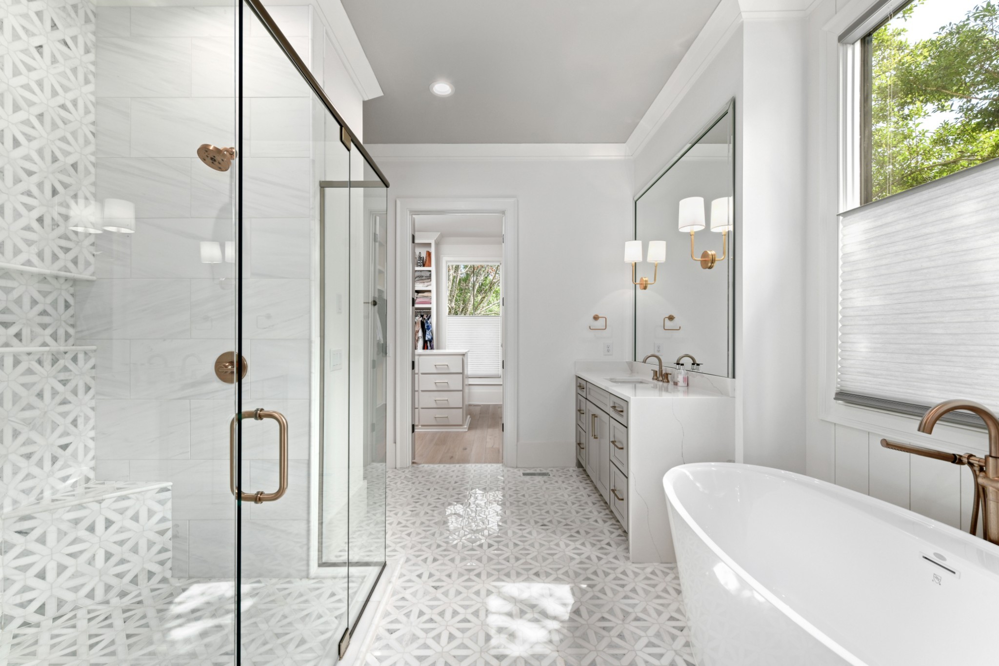 2847 Sugar Tree Road Nashville, TN 37215 - Photo 25 of 52 a bathroom with a tub sink and mirror