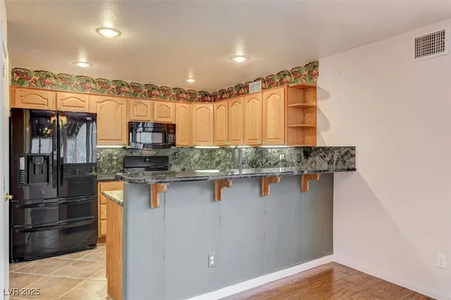 $525,000 | 101 Laguna Lane, Boulder City, NV 89005