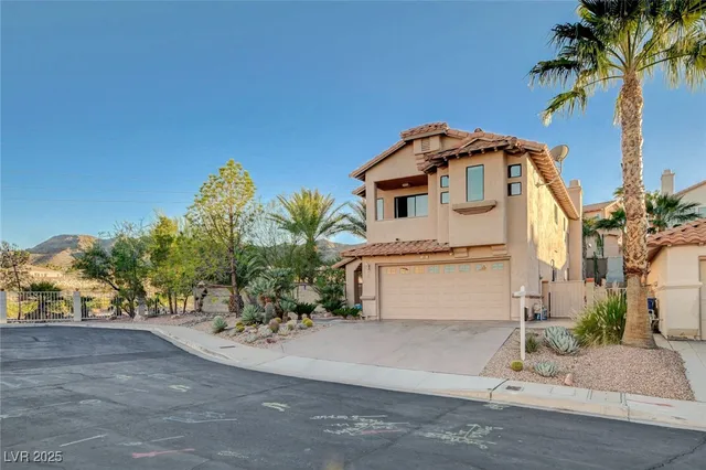 $525,000 | 101 Laguna Lane, Boulder City, NV 89005