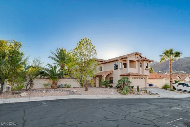 $525,000 | 101 Laguna Lane, Boulder City, NV 89005