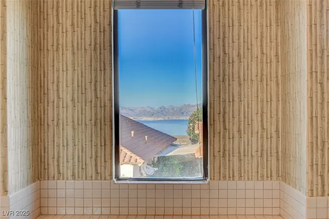 $525,000 | 101 Laguna Lane, Boulder City, NV 89005