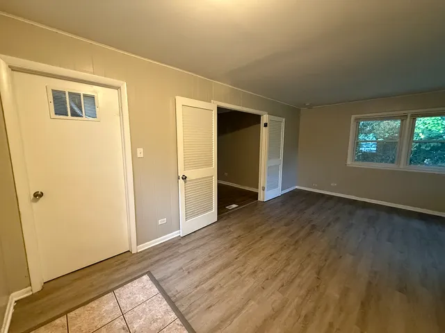 $164,000 | 338 Waldmann Drive, Park Forest, IL 60466