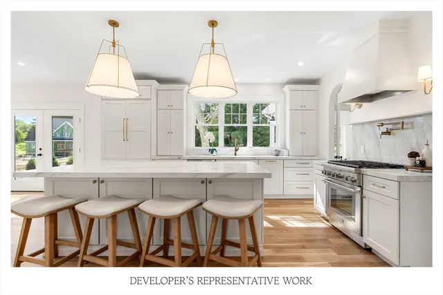 $2,275,000 | 3 Cynthia Circle, Weymouth, MA 02188