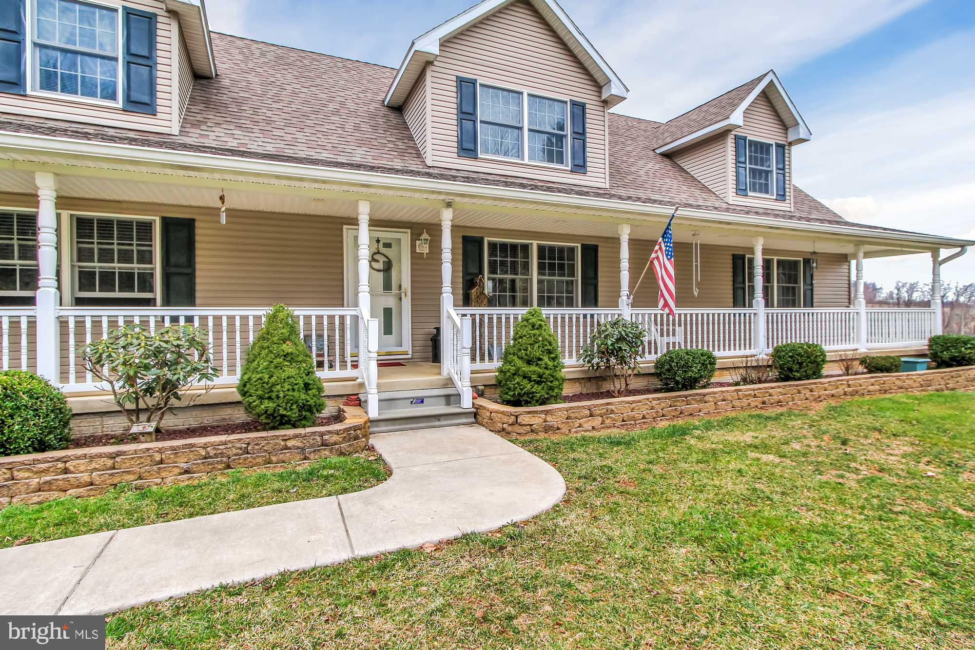 5163 Logan Road Felton, PA 17322 - Photo 3 of 41
