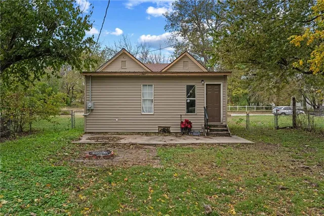 $65,000 | 712 North Wood Street, Caney, KS 67333
