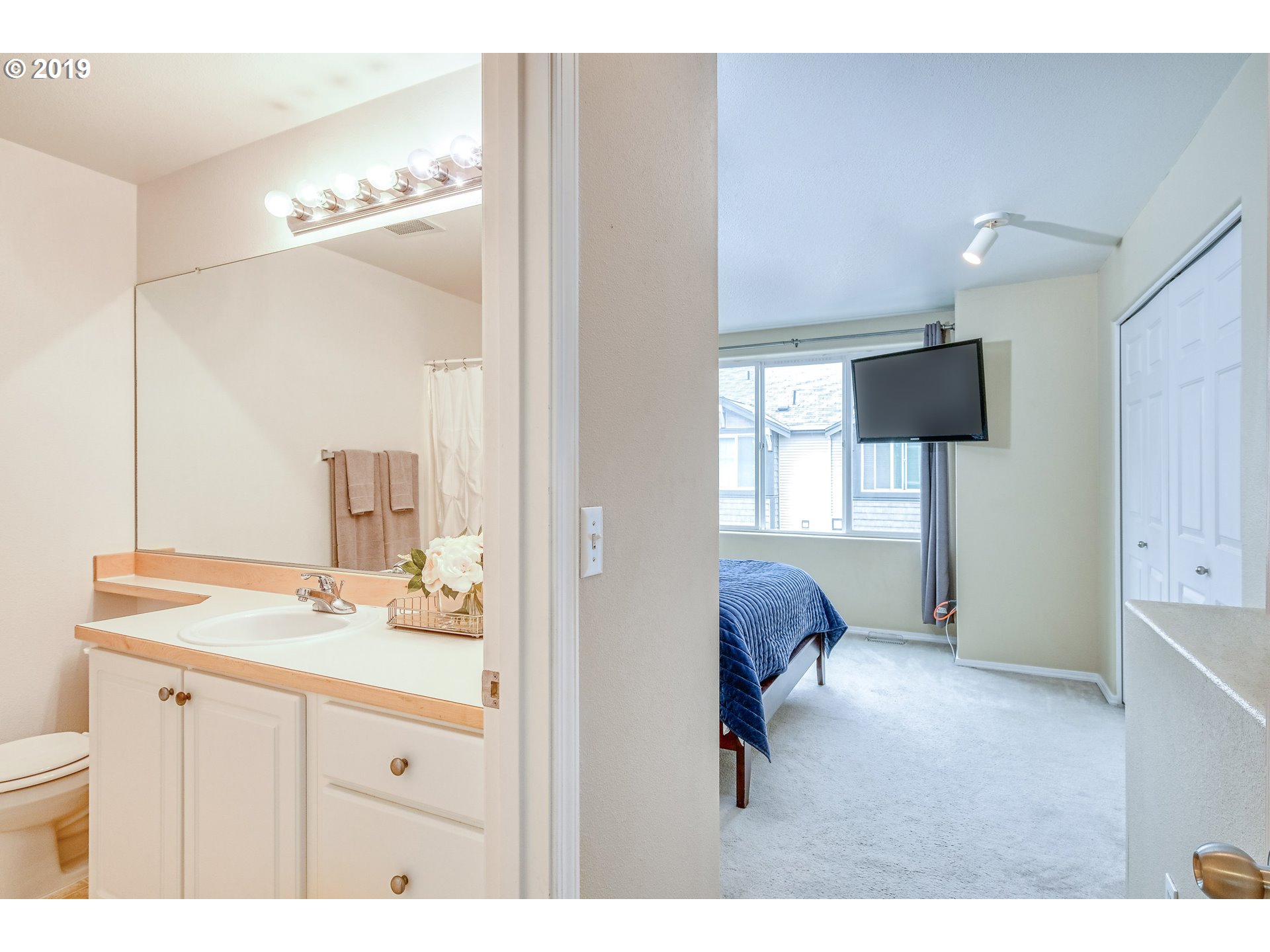 13870 Southwest Scholls Ferry Road, Unit 103 Beaverton, OR 97007 - Photo 13 of 19 Gallery Image 13