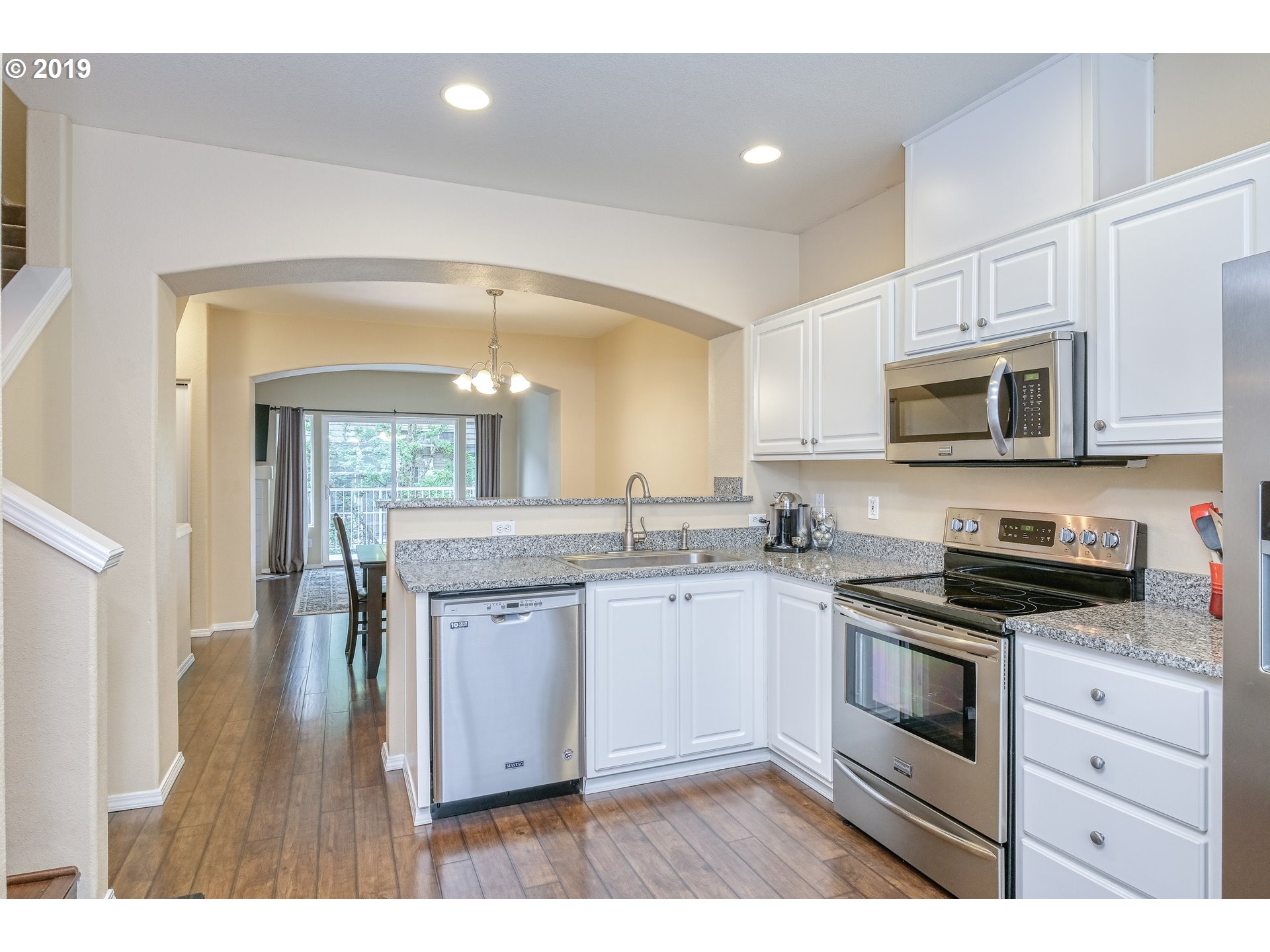 13870 Southwest Scholls Ferry Road, Unit 103 Beaverton, OR 97007 - Photo 9 of 19 Gallery Image 9