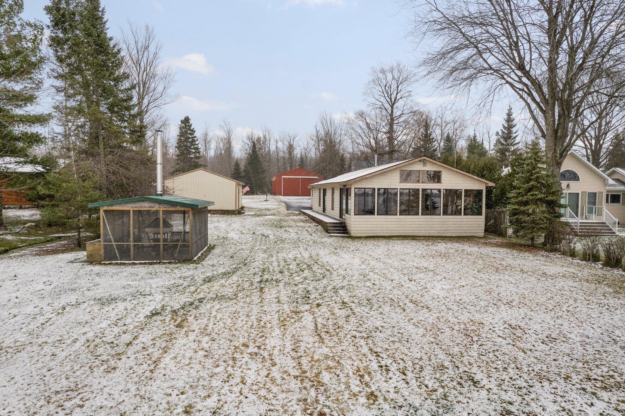 11340 Kings Point Road Alanson, MI 49706 - Photo 71 of 72 Gallery Image 71