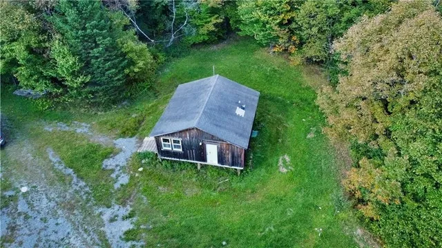 $279,000 | 646 Dufton Hollow Road, Hancock, NY 13783