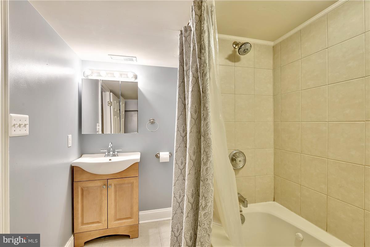 545 Cleveland Road Linthicum Heights, MD 21090 - Photo 17 of 30 Bath