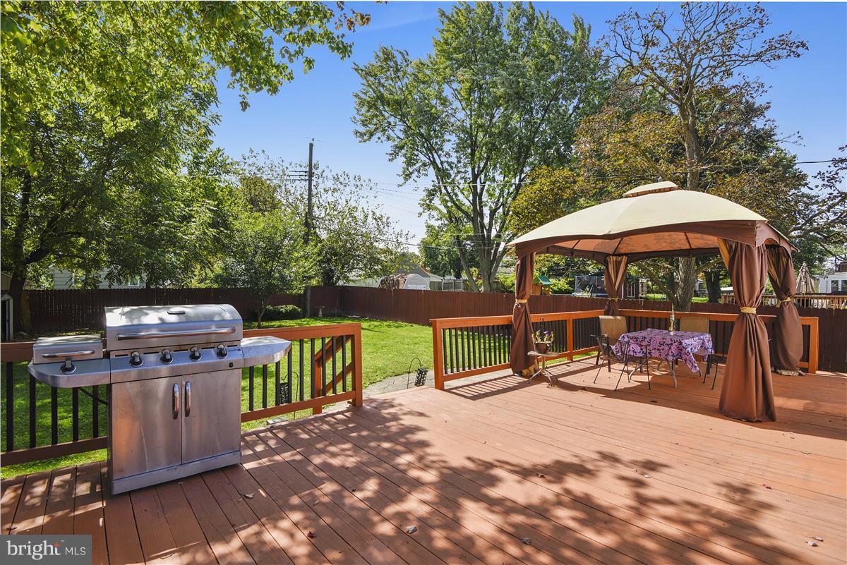 545 Cleveland Road Linthicum Heights, MD 21090 - Photo 24 of 30 Exterior (Rear)