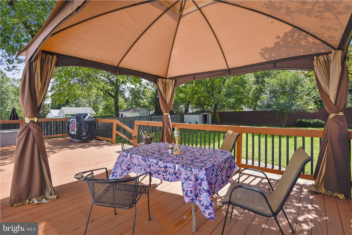 545 Cleveland Road Linthicum Heights, MD 21090 - Photo 25 of 30 Exterior (Rear)