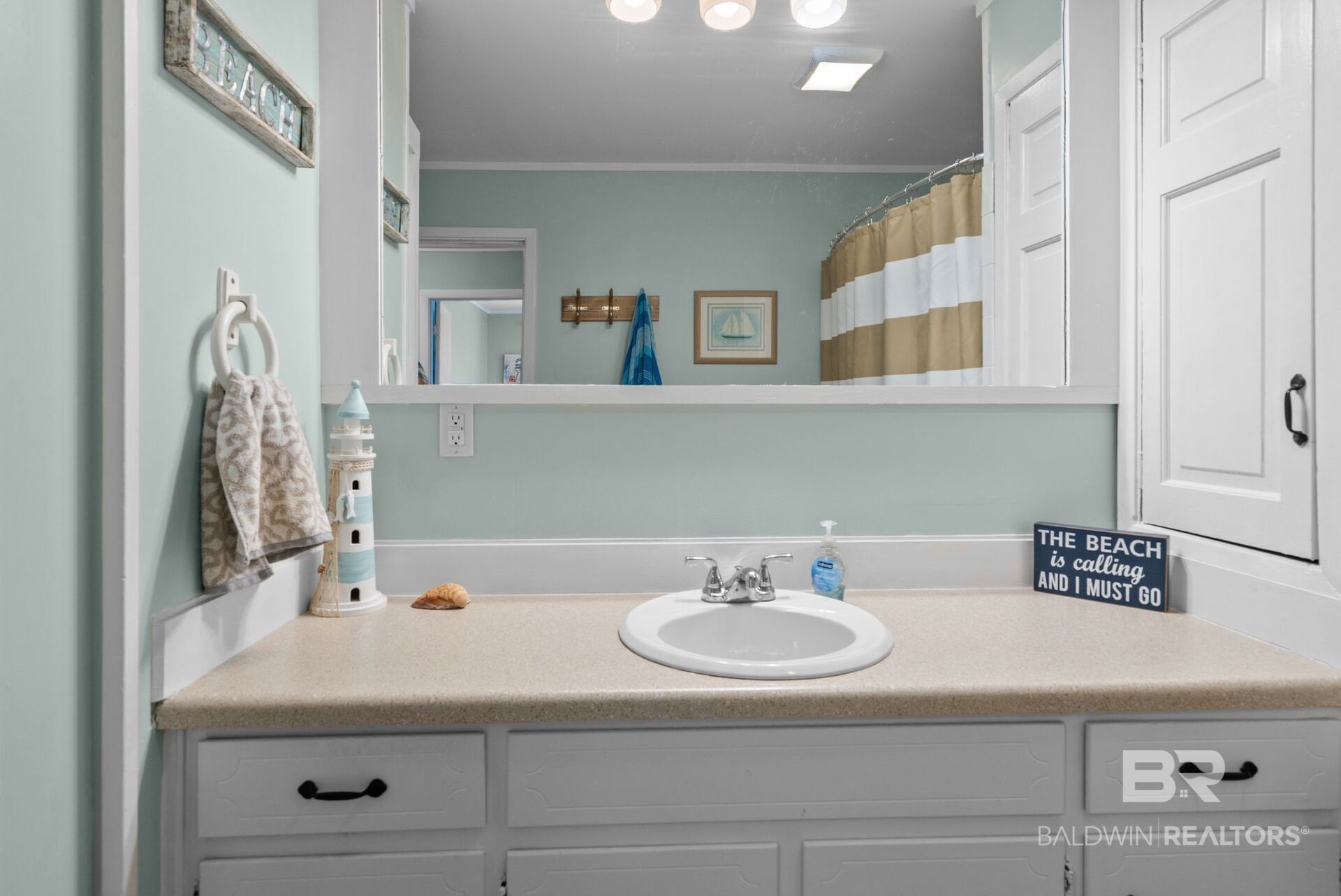 649 Cherokee Road Gulf Shores, AL 36542 - Photo 19 of 41 Gallery Image 19