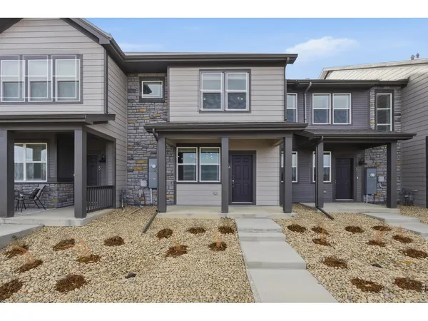 a house view with a outdoor space
