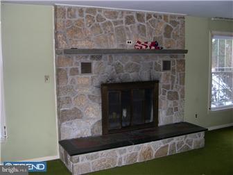 22 Fackler Road Princeton, NJ 08540 - Photo 6 of 12 Living Room