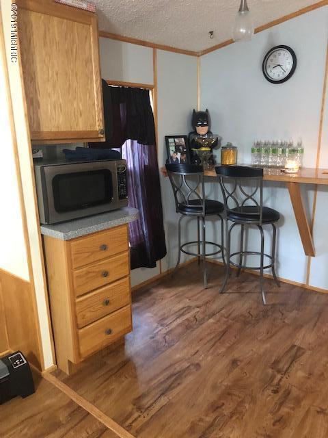 16650 Schofield Road Hersey, MI 49639 - Photo 10 of 36 IMG_6273 (1)