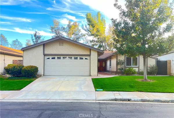 $655,000 | 718 Vía La Paloma, Riverside, CA 92507
