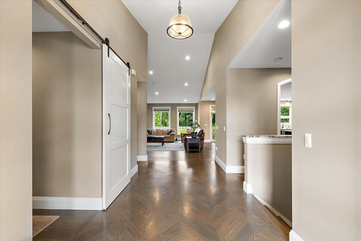 596 South Parker Road Ann Arbor, MI 48103 - Photo 6 of 80 044-596 S Parker-44
