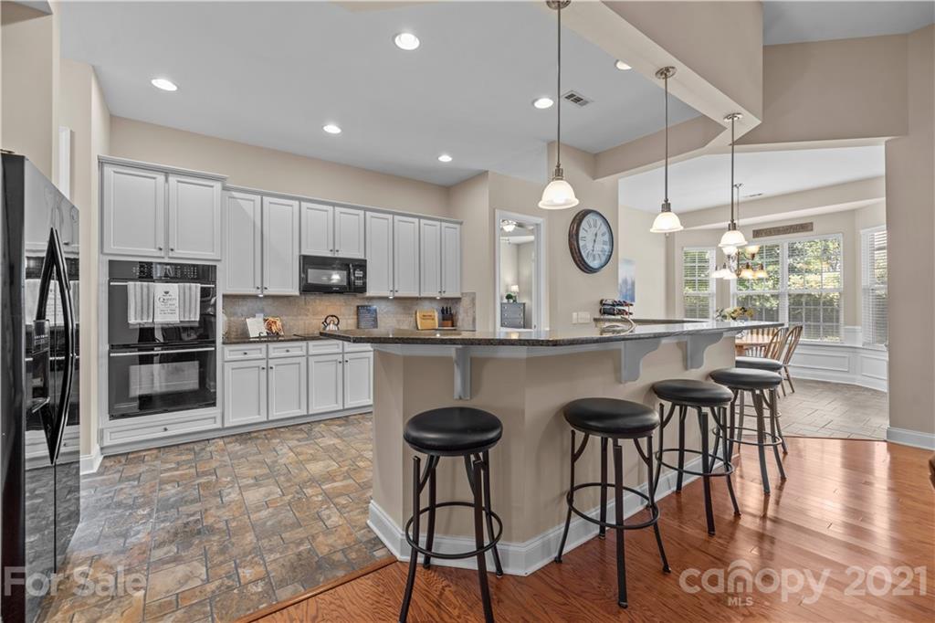 318 Miners Cove Way Fort Mill, SC 29708 - Photo 14 of 42 Gallery Image 14