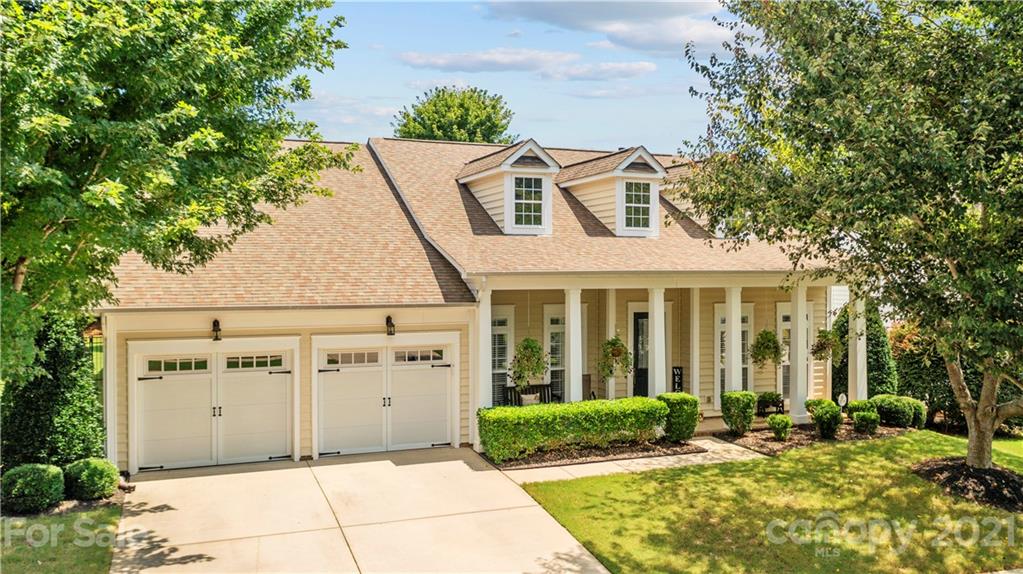 318 Miners Cove Way Fort Mill, SC 29708 - Photo 3 of 42 Gallery Image 3