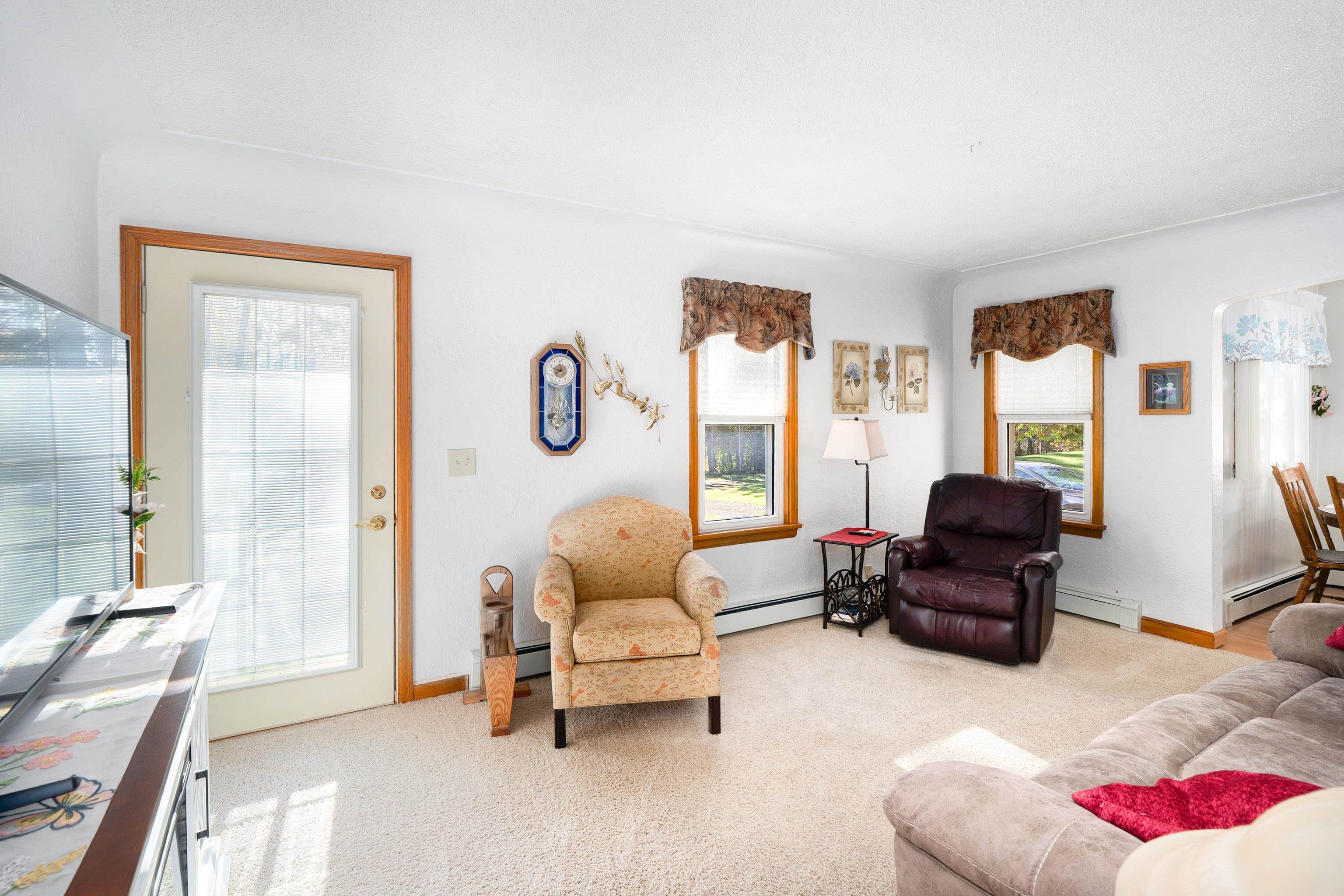 993 Scenic Drive Two Harbors, MN 55616 - Photo 11 of 50