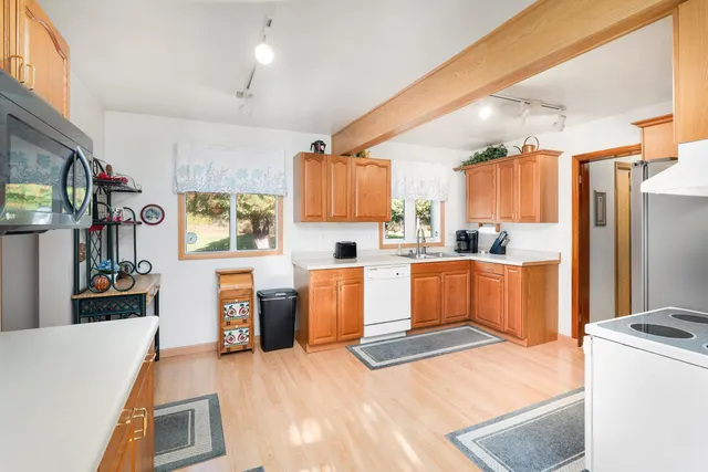 $315,000 | 993 Scenic Drive, Two Harbors, MN 55616