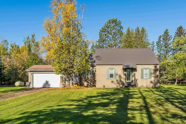 $315,000 | 993 Scenic Drive, Two Harbors, MN 55616