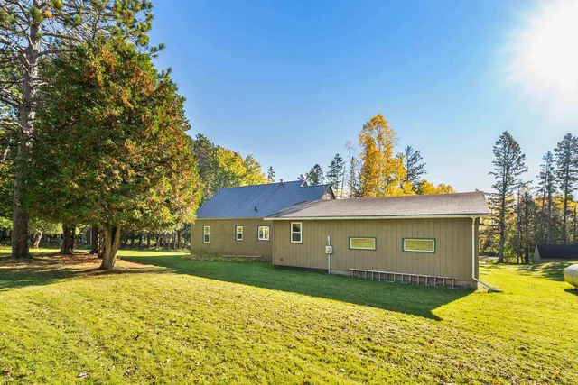 $315,000 | 993 Scenic Drive, Two Harbors, MN 55616