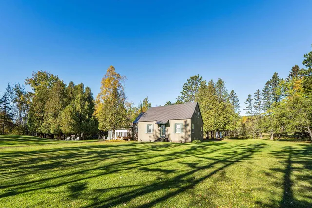 $315,000 | 993 Scenic Drive, Two Harbors, MN 55616