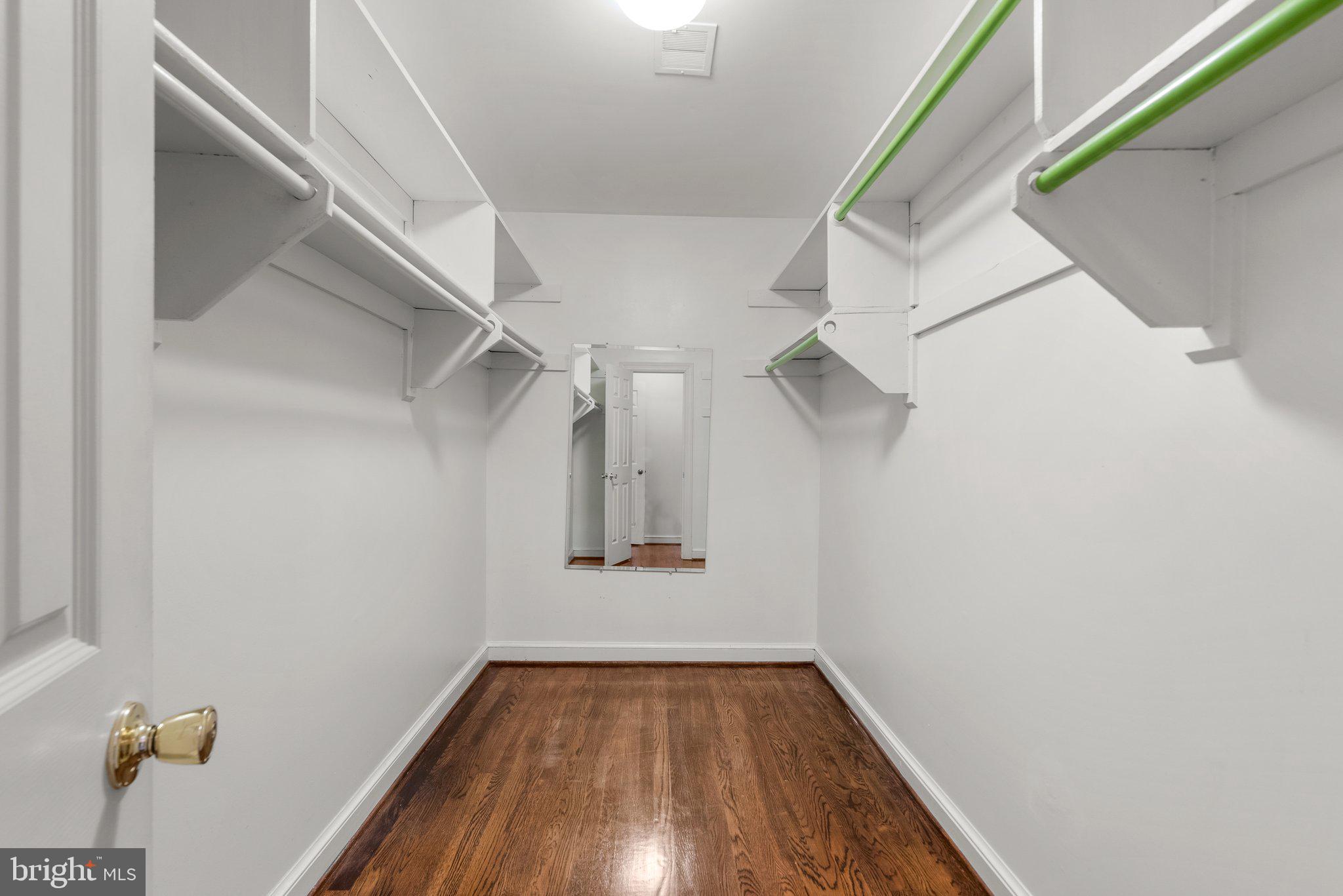 13404 Query Mill Road North Potomac, MD 20878 - Photo 17 of 75 Gallery Image 17