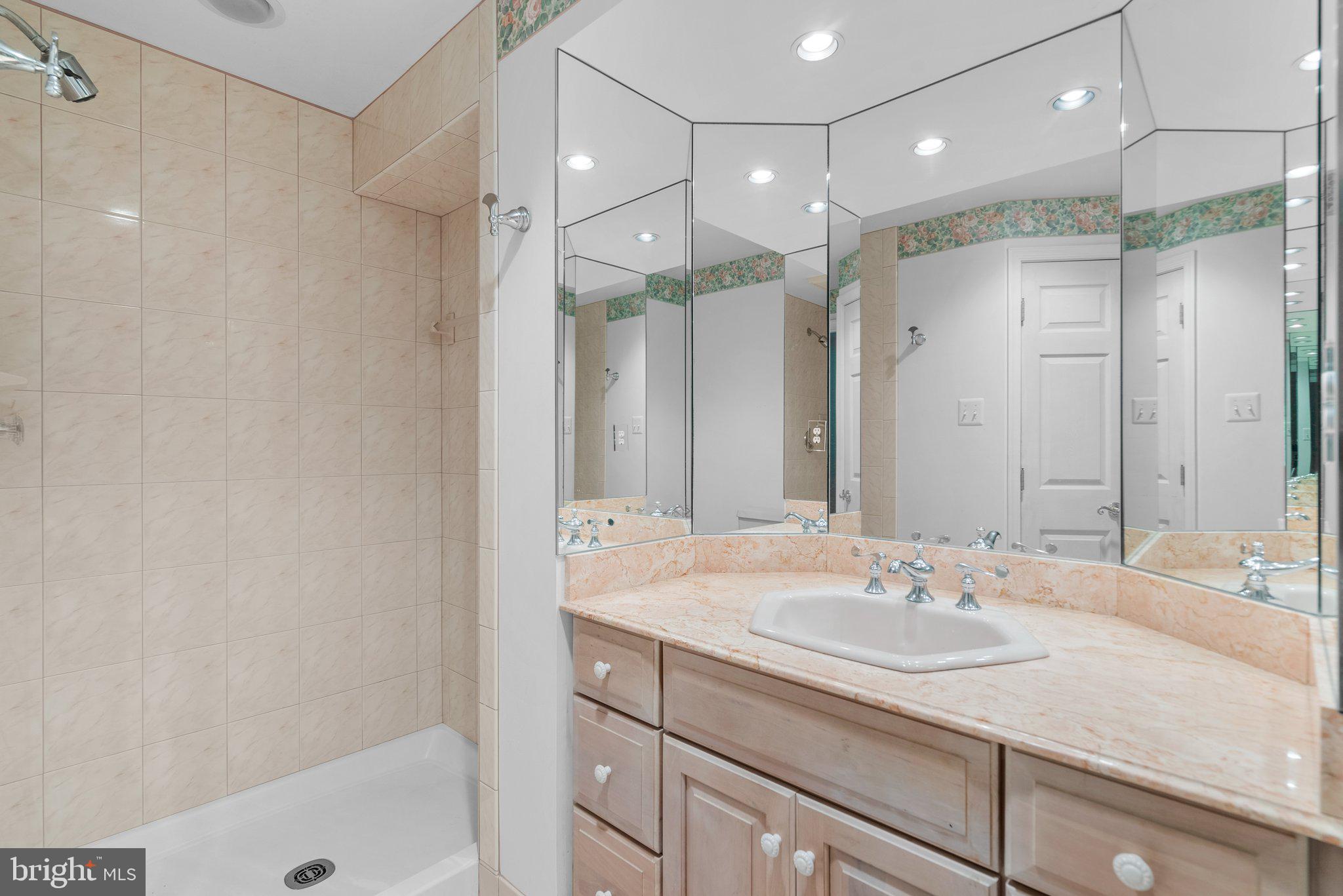 13404 Query Mill Road North Potomac, MD 20878 - Photo 43 of 75 Gallery Image 43