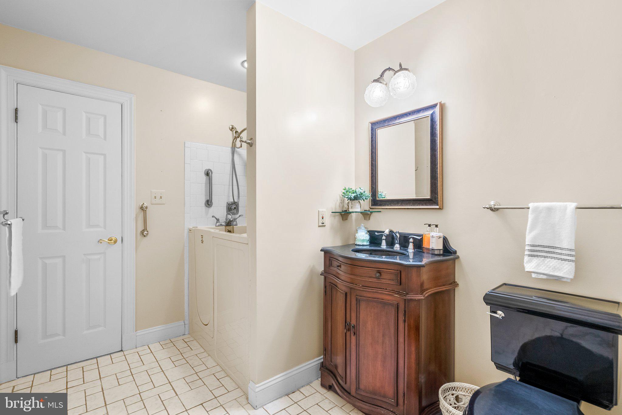 13404 Query Mill Road North Potomac, MD 20878 - Photo 49 of 75 Gallery Image 49
