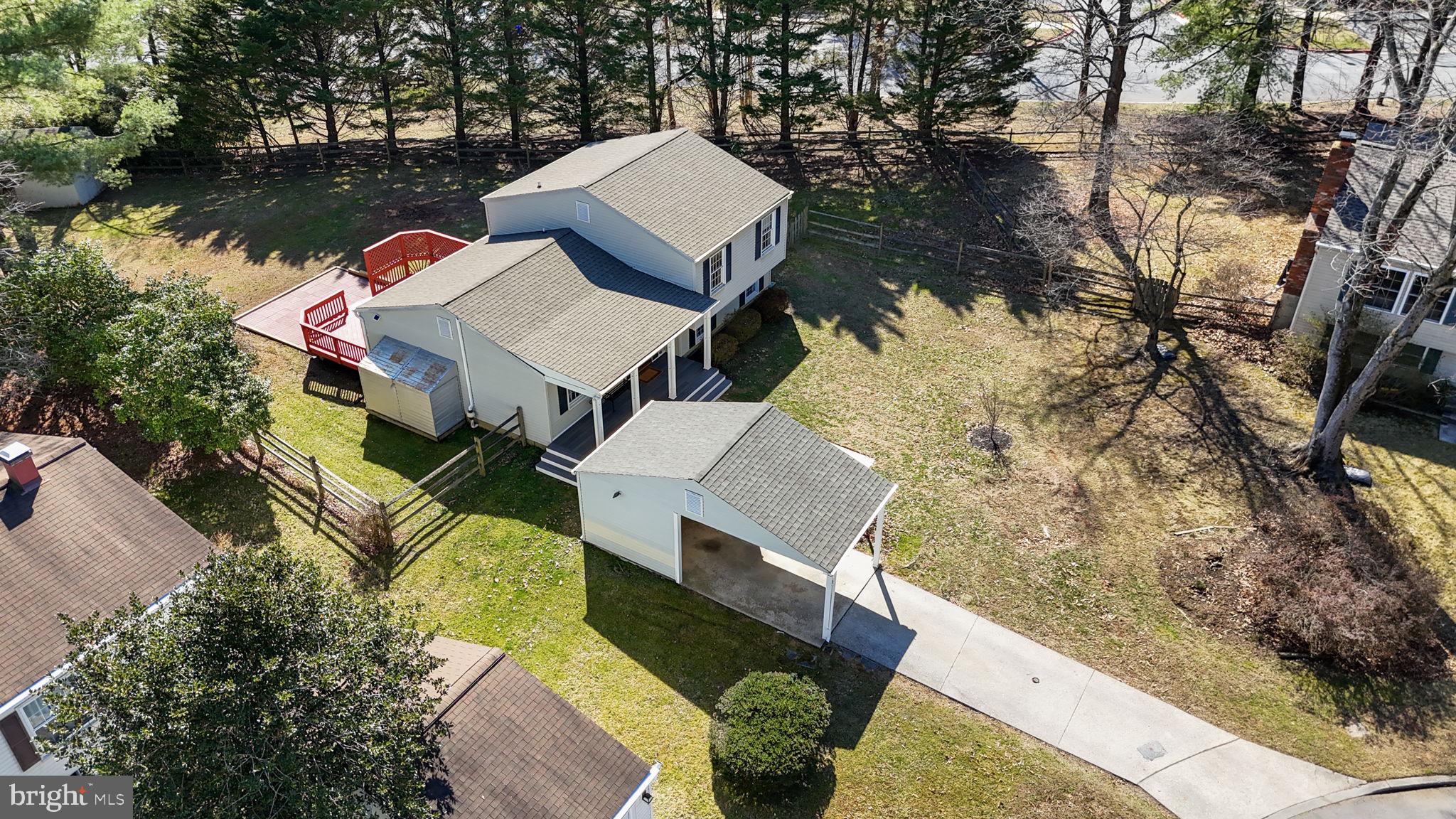 7129 Banjo Court Columbia, MD 21045 - Photo 35 of 46 an aerial view of a house with a yard