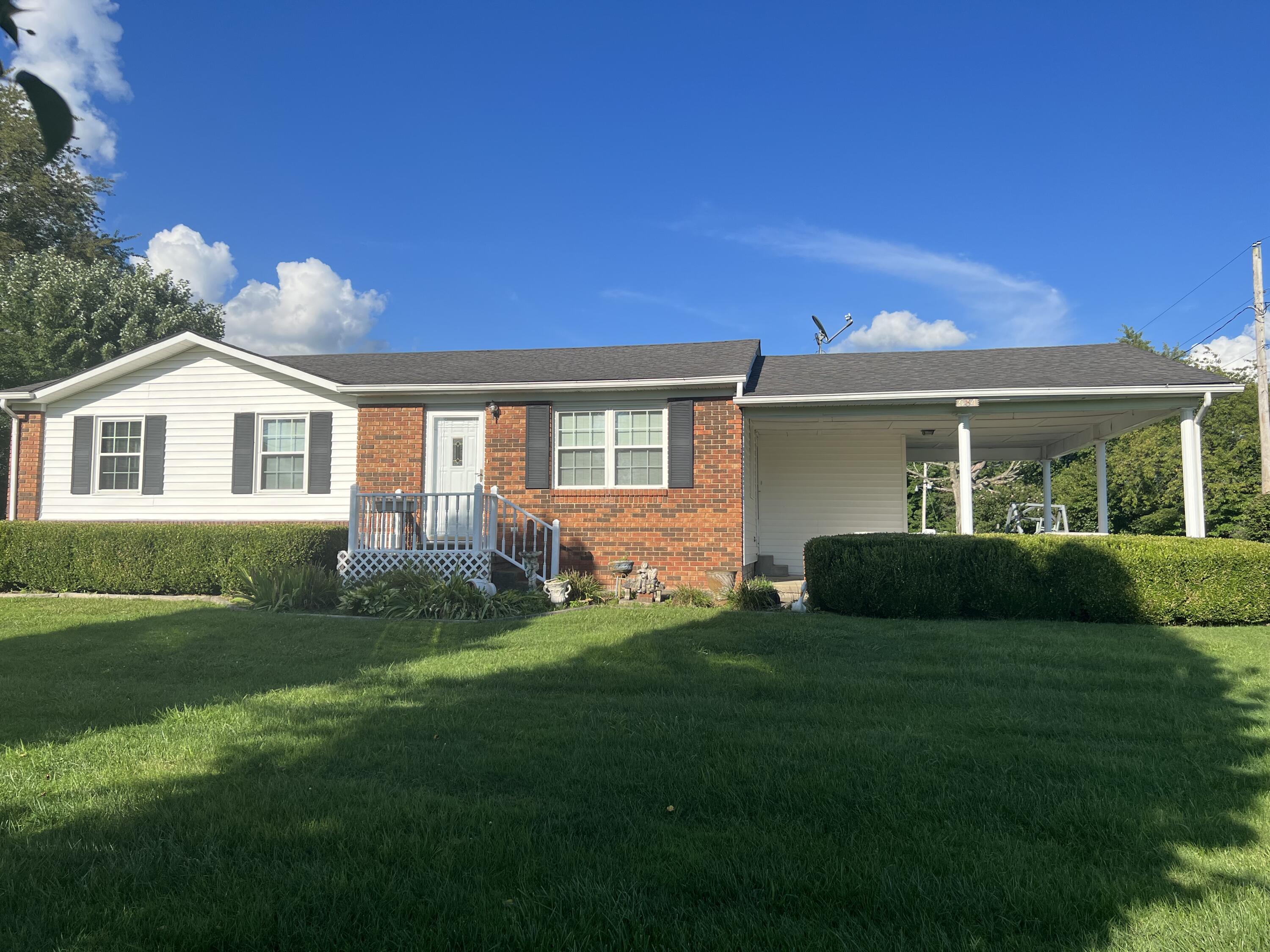 684 Pine Grove School Road London, KY 40744 - Photo 1 of 20 IMG_1251