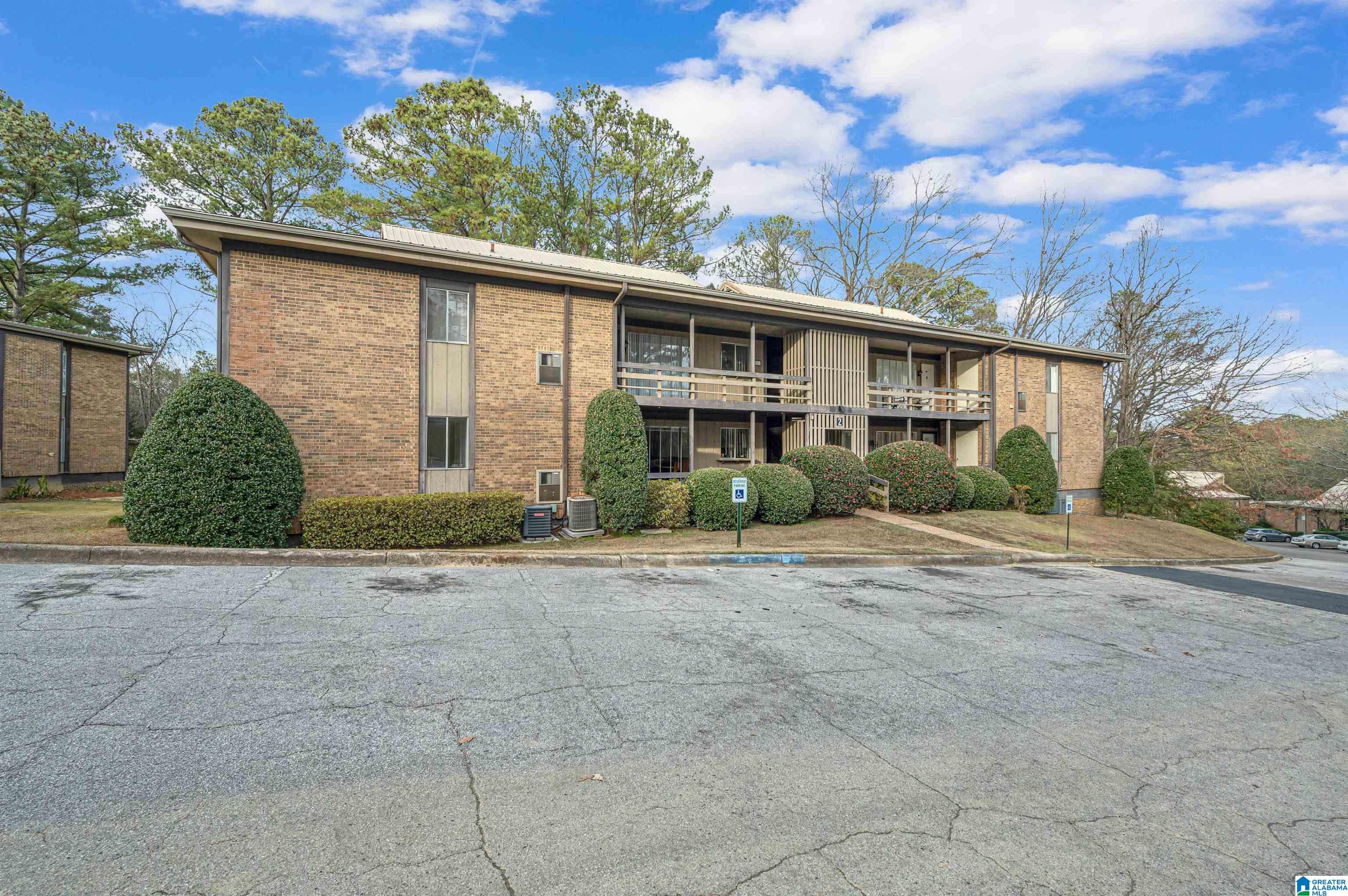 3101 Lorna Road, Unit 211 Hoover, AL 35216 - Photo 2 of 32