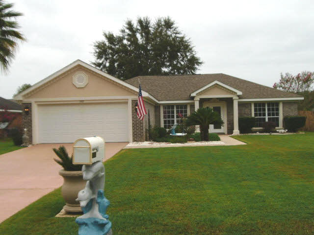 1907 South Bay Street Foley, AL 36535 - Photo 1 of 1