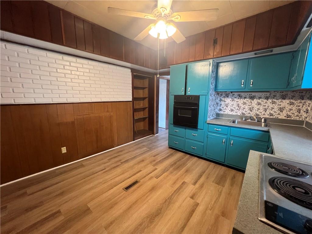 114 Hampton Street Wall, PA 15148 - Photo 17 of 44