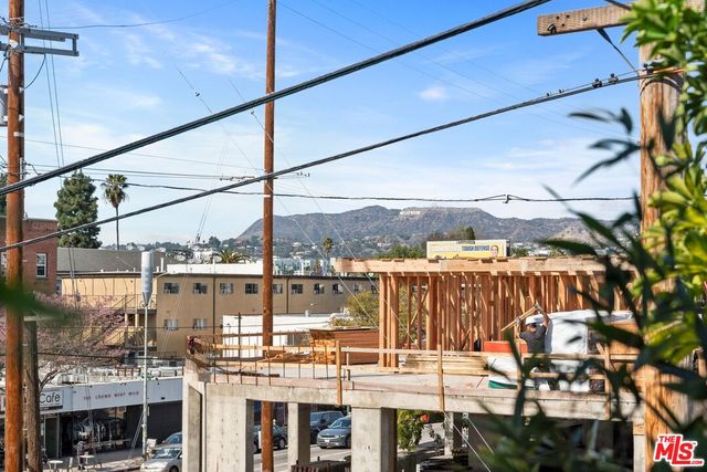 $935,000 | 654 North Virgil Avenue, Unit 306, Los Angeles, CA 90004